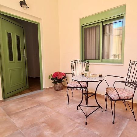 Yannis Guest House Aegina Kültér fotó